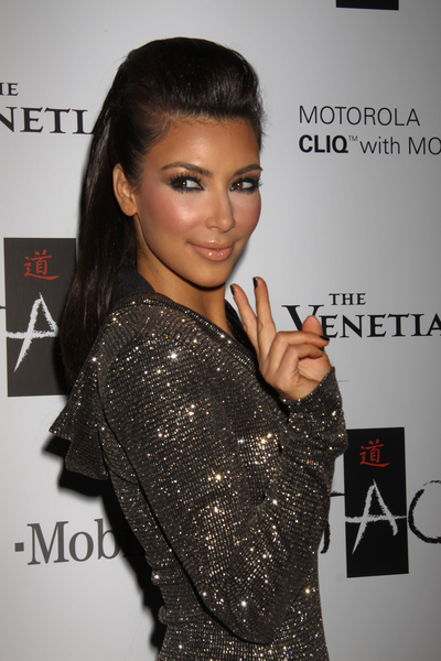 Kim Kardashian Hairstyles - Celebrity Pictures