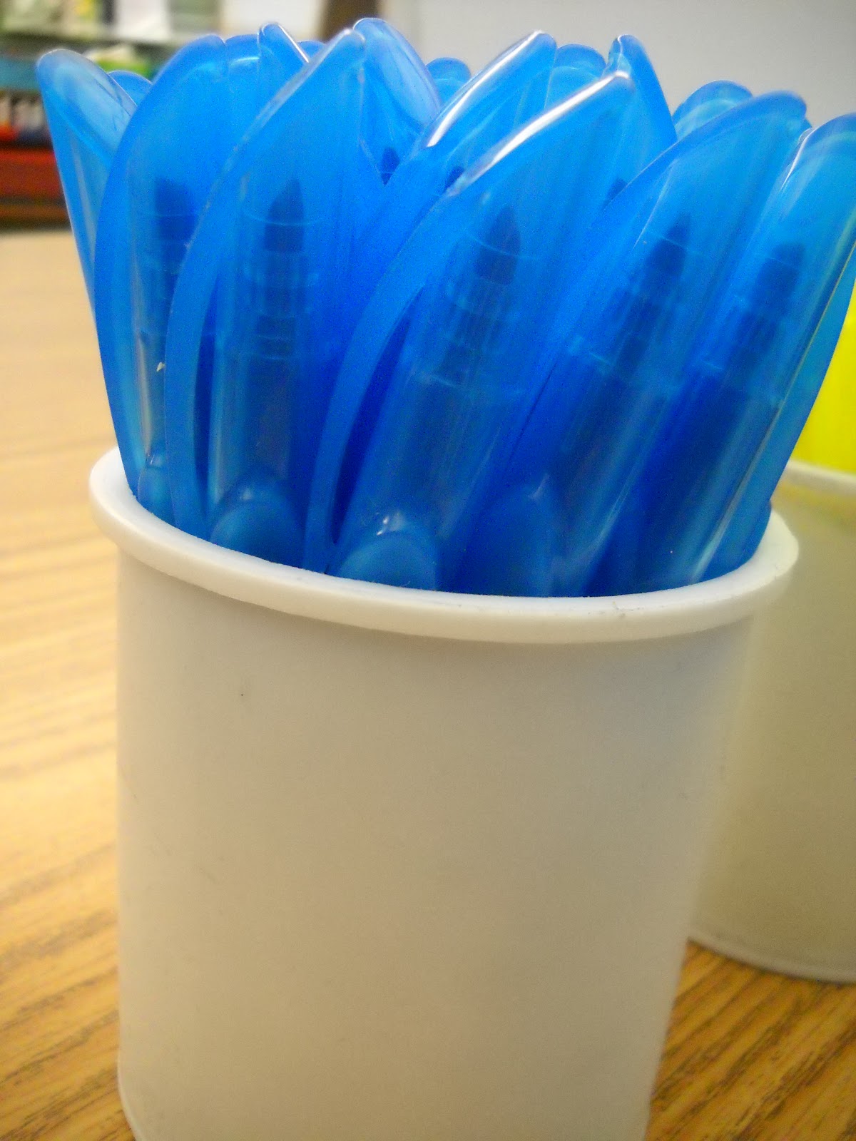 Potpourri Mommy Reused frosting containers