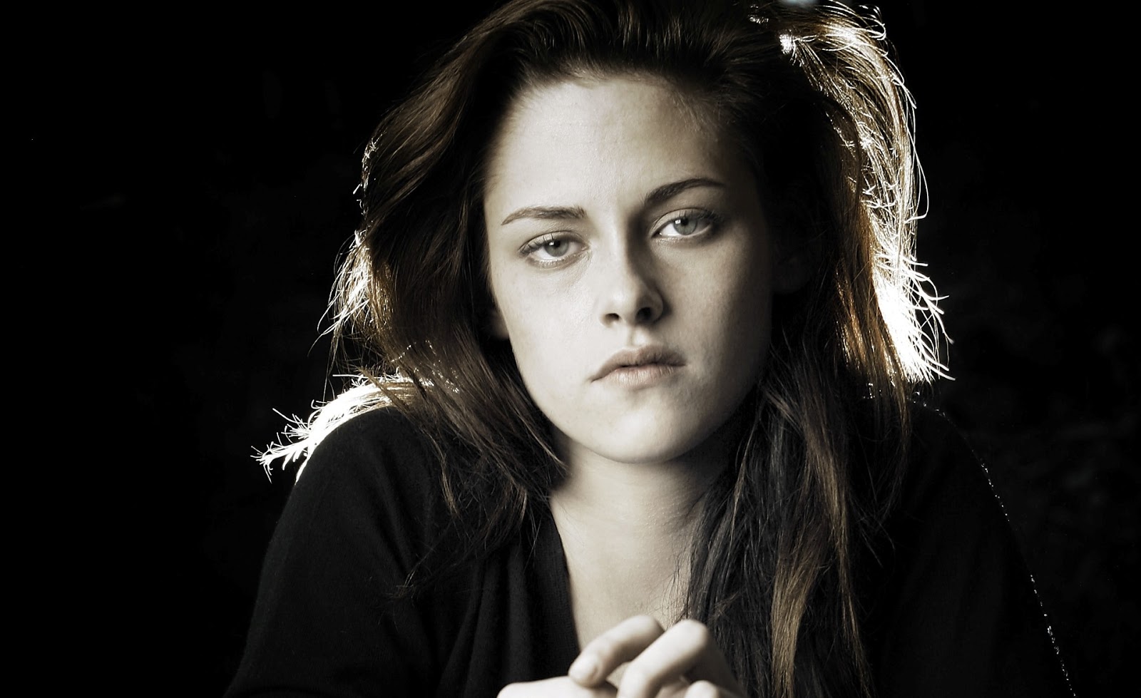 http://1.bp.blogspot.com/-W8-4MGzZ7os/TvSNUxpvhaI/AAAAAAAABpw/KkoCGeofAFk/s1600/Kristen+Stewart+%25284%2529.jpg