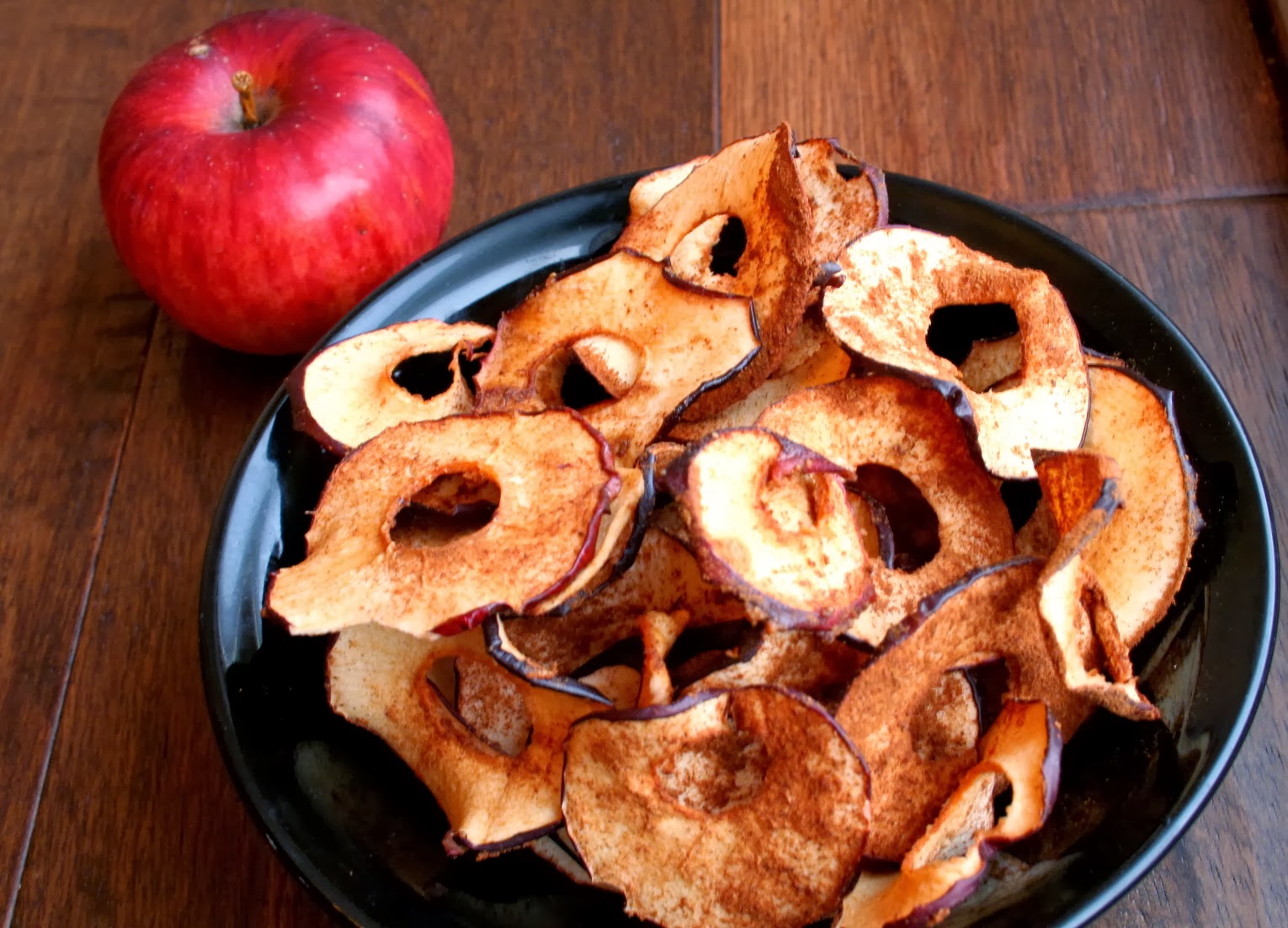 The Healthy Happy Wife Apple Chips in the Dehydrator