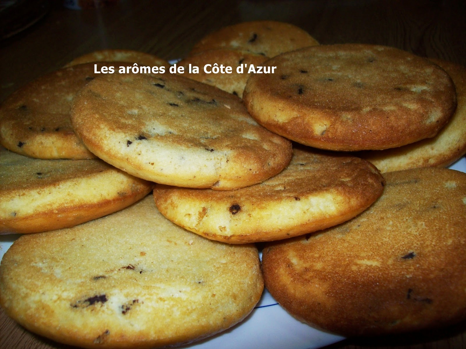 Les Arômes De La Côte D'Azur: Gofres redondos con pepitas de chocolate