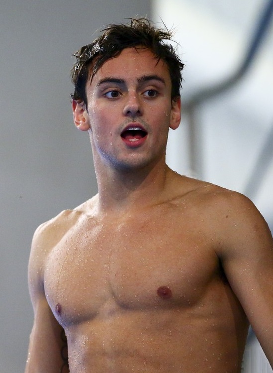 Tom Daley and Daniel Goodfellow Win Gold Medals at National Diving Cup! 