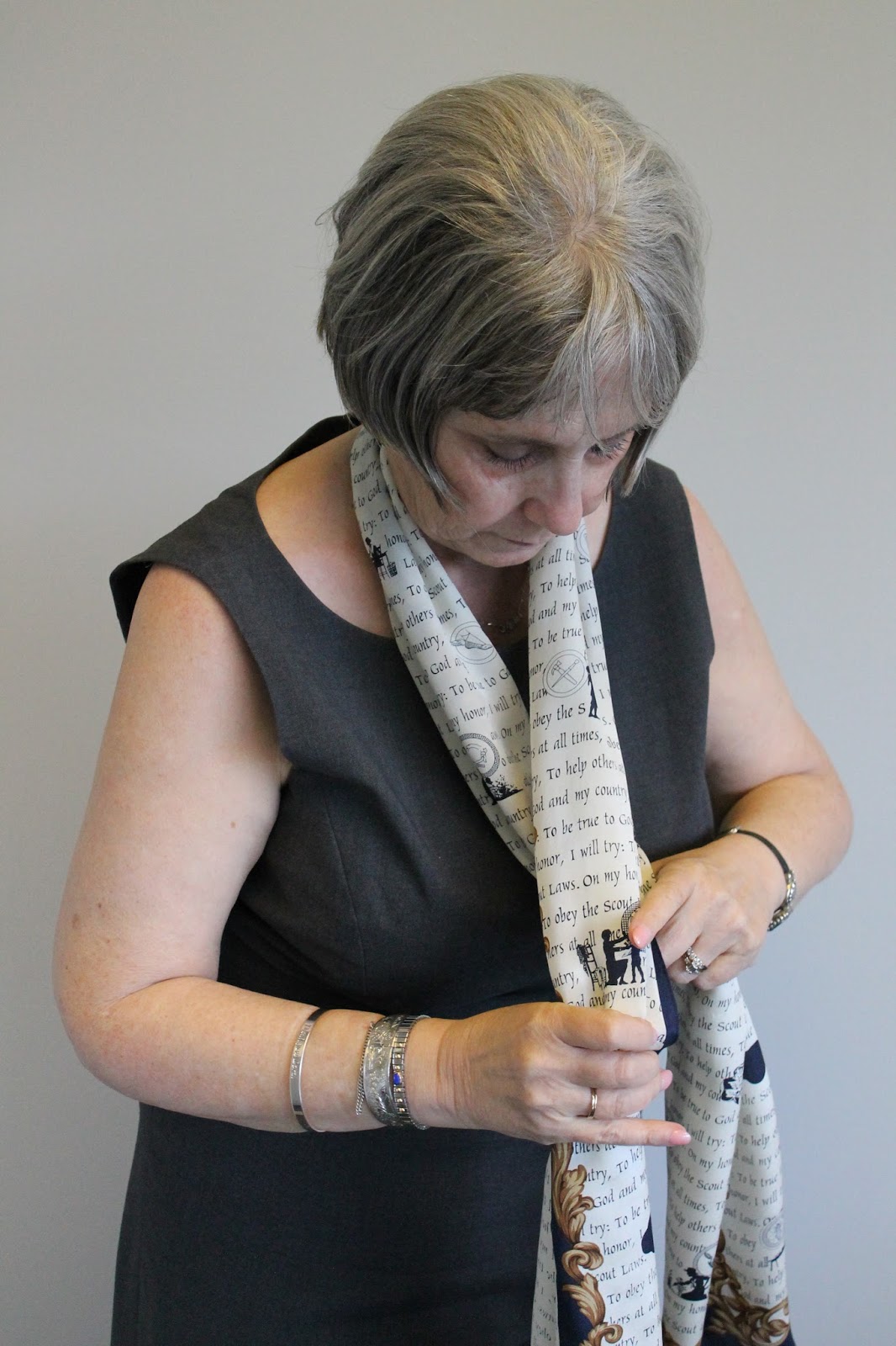 Girl Scouts of Nassau County How To...Tie a Girl Scout Scarf