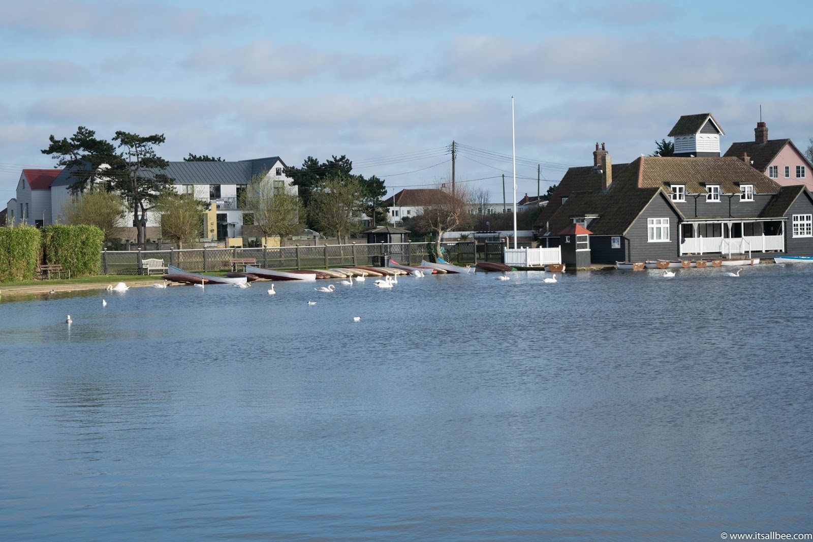 Exploring Thorpeness In Suffolk - An England's Hidden Gem #traveltips #countryside #norfolk #britain #hiddengems Thorpeness Lake | Thorpeness Boating Lake | Thorpeness Lake | Thorpeness Village