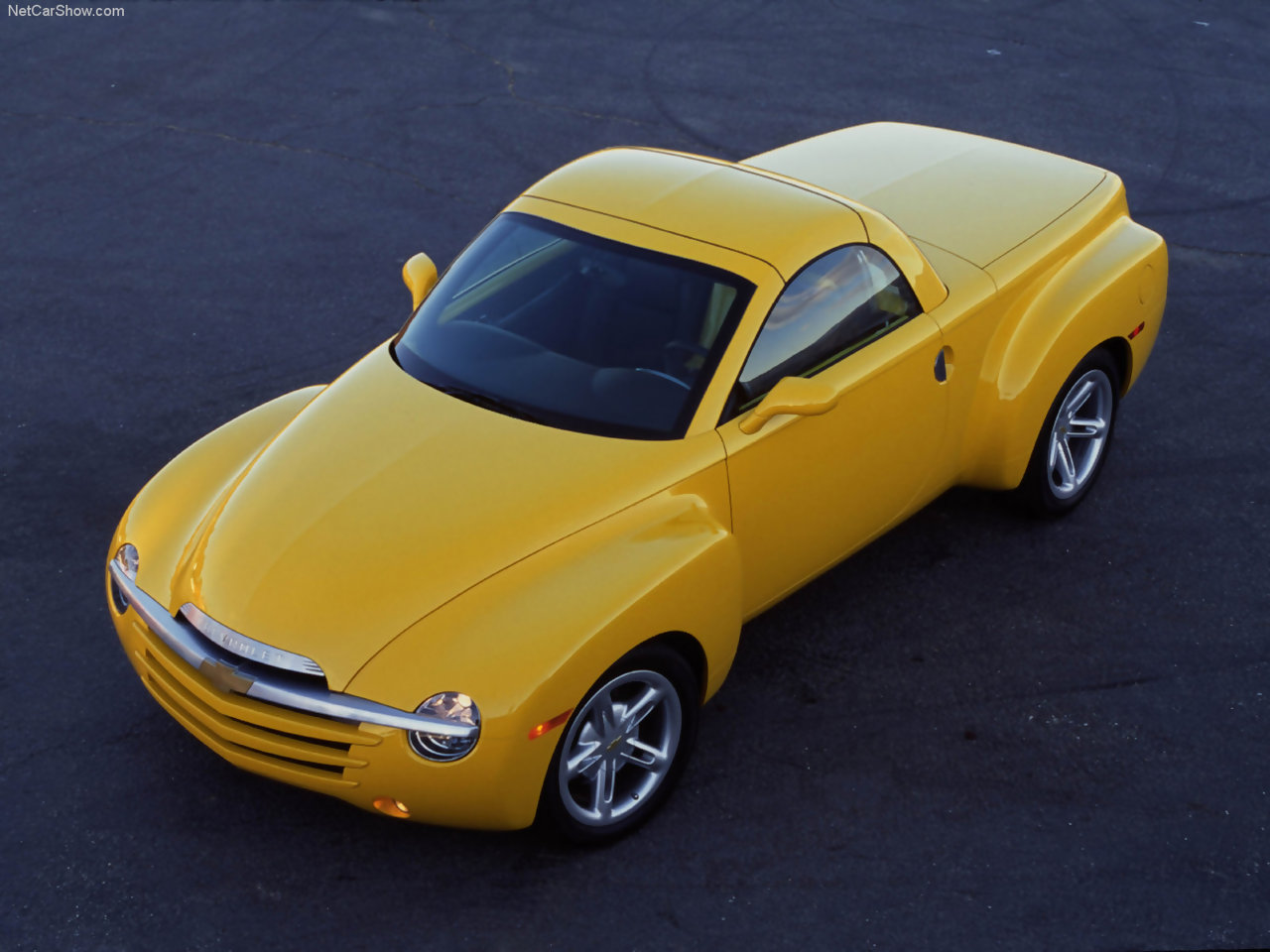 2001 Chevrolet SSR