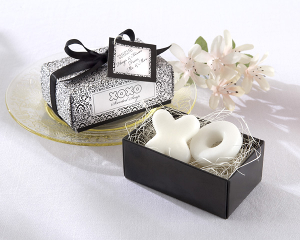 Wedding Favors And Decoration Ideas 