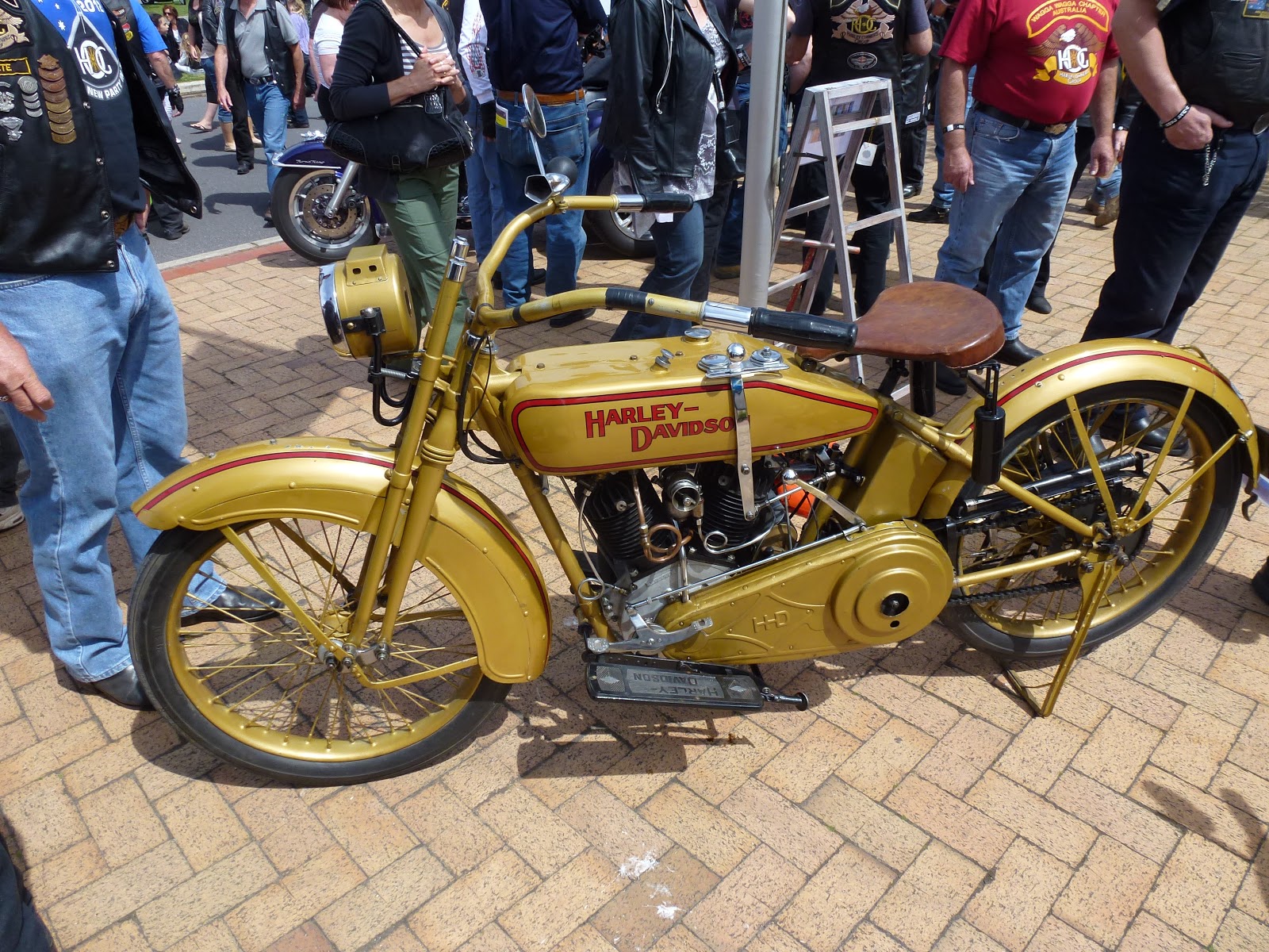 Dave's ACT QUEANBEYAN CANBERRA MOTORCYCLE CLUB