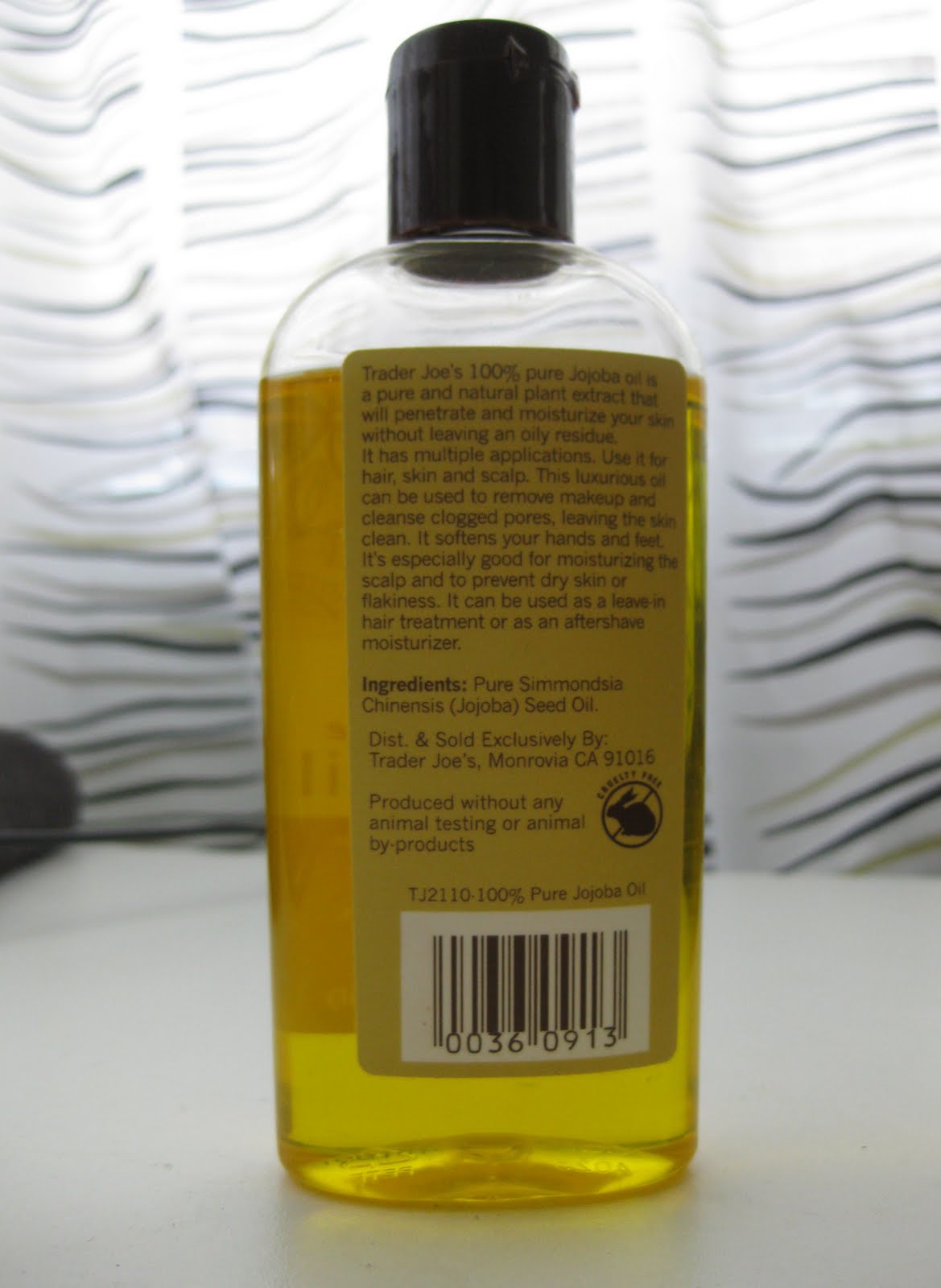 Review Trader Joe's Spa 100 Pure Jojoba Oil Cosmephile