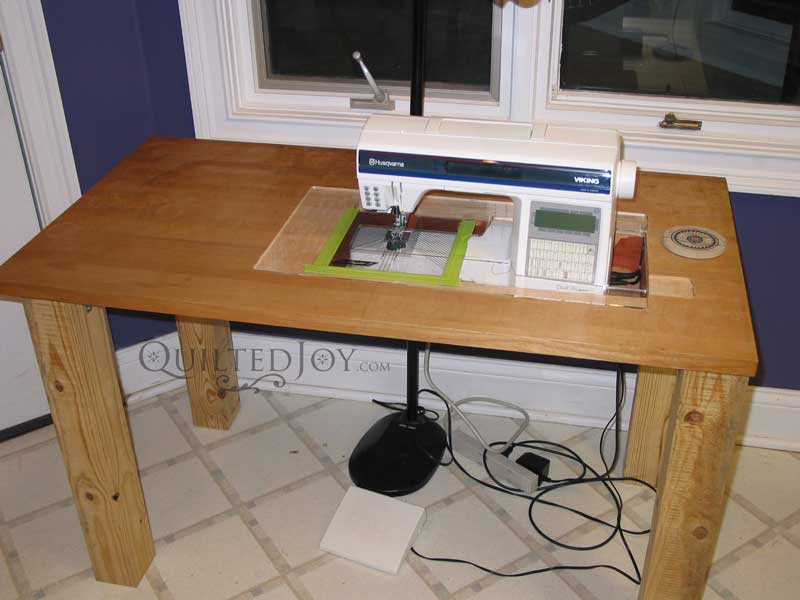 Make a sewing machine table