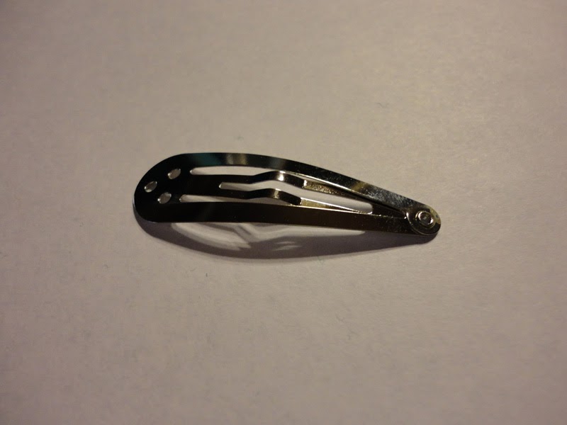 (Un) Crafty Me Basic "Snap Clip" Tutorial