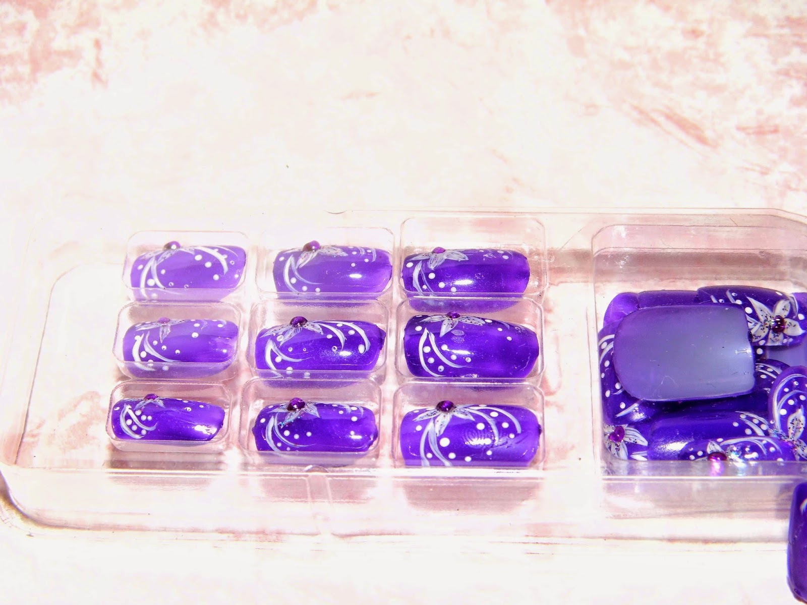 Reggie's Nails Unlimited