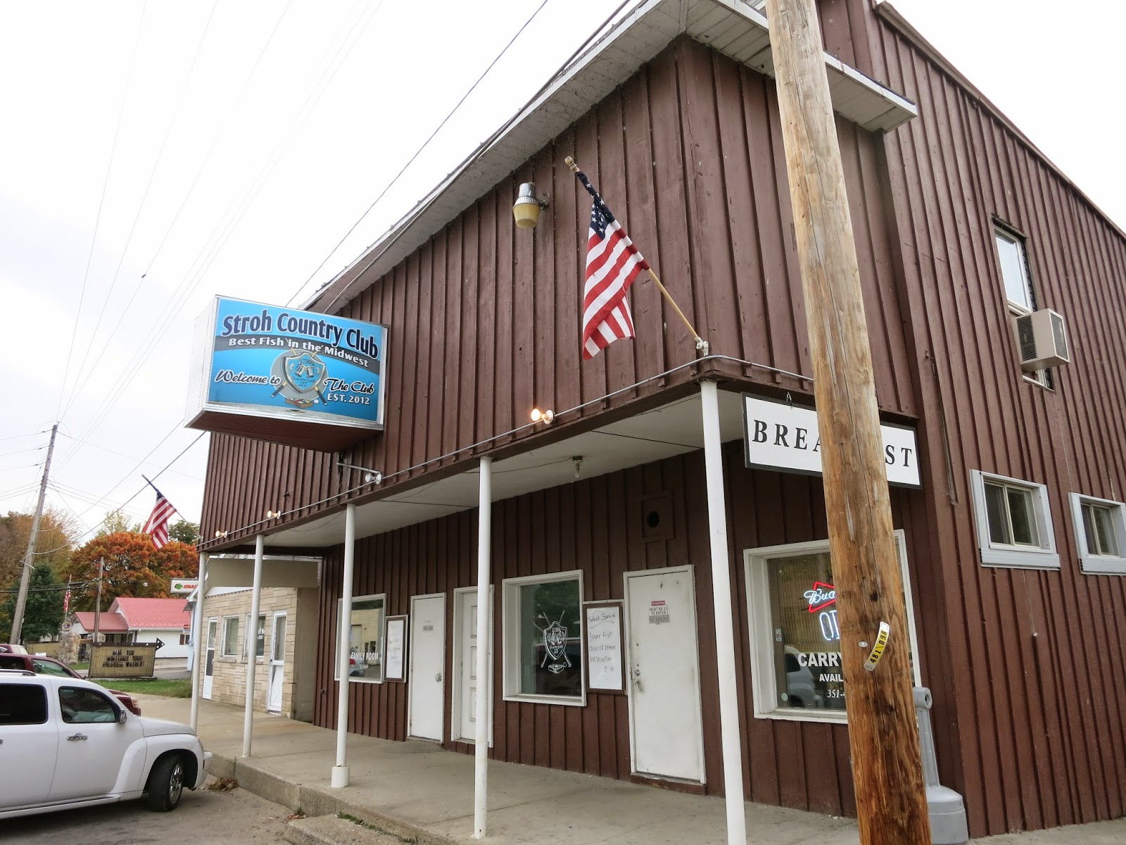 Smokin' Chokin' and Chowing with the King South Bend and Abound