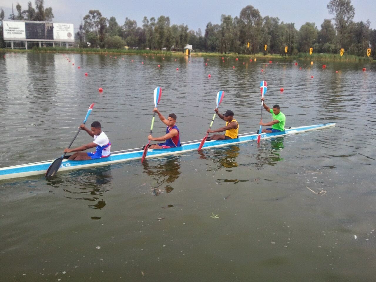 Resumen Cuarteta de Canotaje clasifica finales festival
