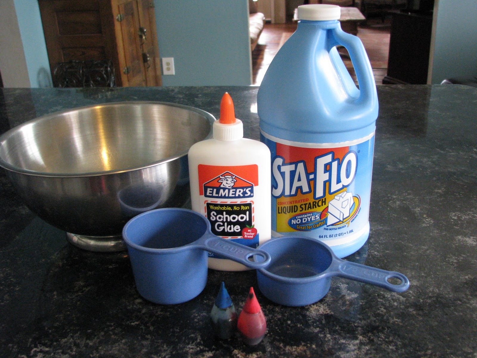 Aprons and Apples DIY Silly Putty Tutorial Something fun for your