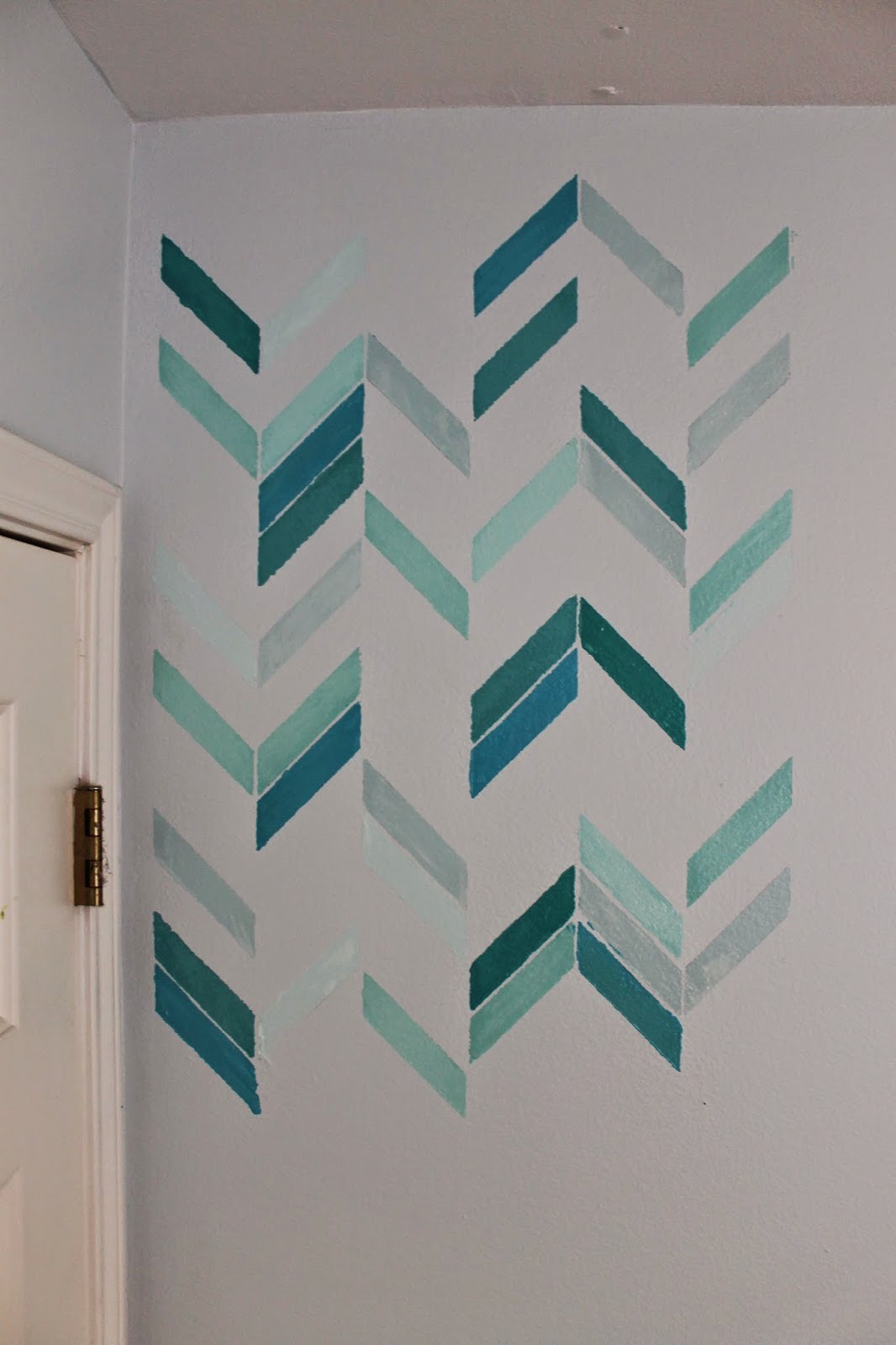 The ragged wren Herringbone Stencil HowTo