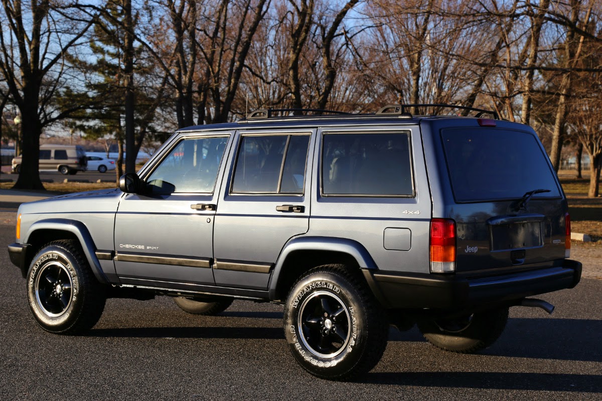 Daily Turismo 10k Clean XJ 2001 Jeep Cherokee Sport