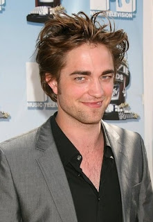 Robert Pattinson Hairstyle Pictures - Celebrity Hairstyle Ideas for men