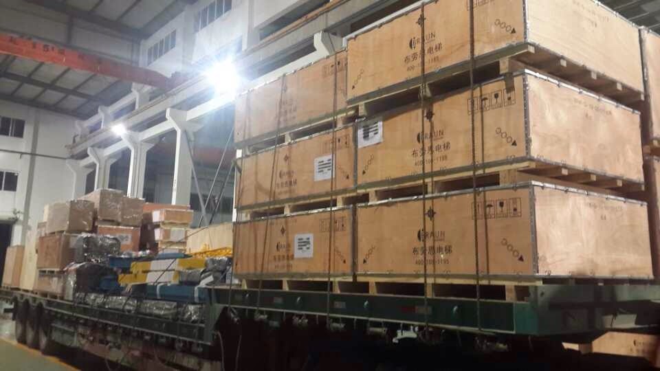 Braun elevatorelevators in shipping.