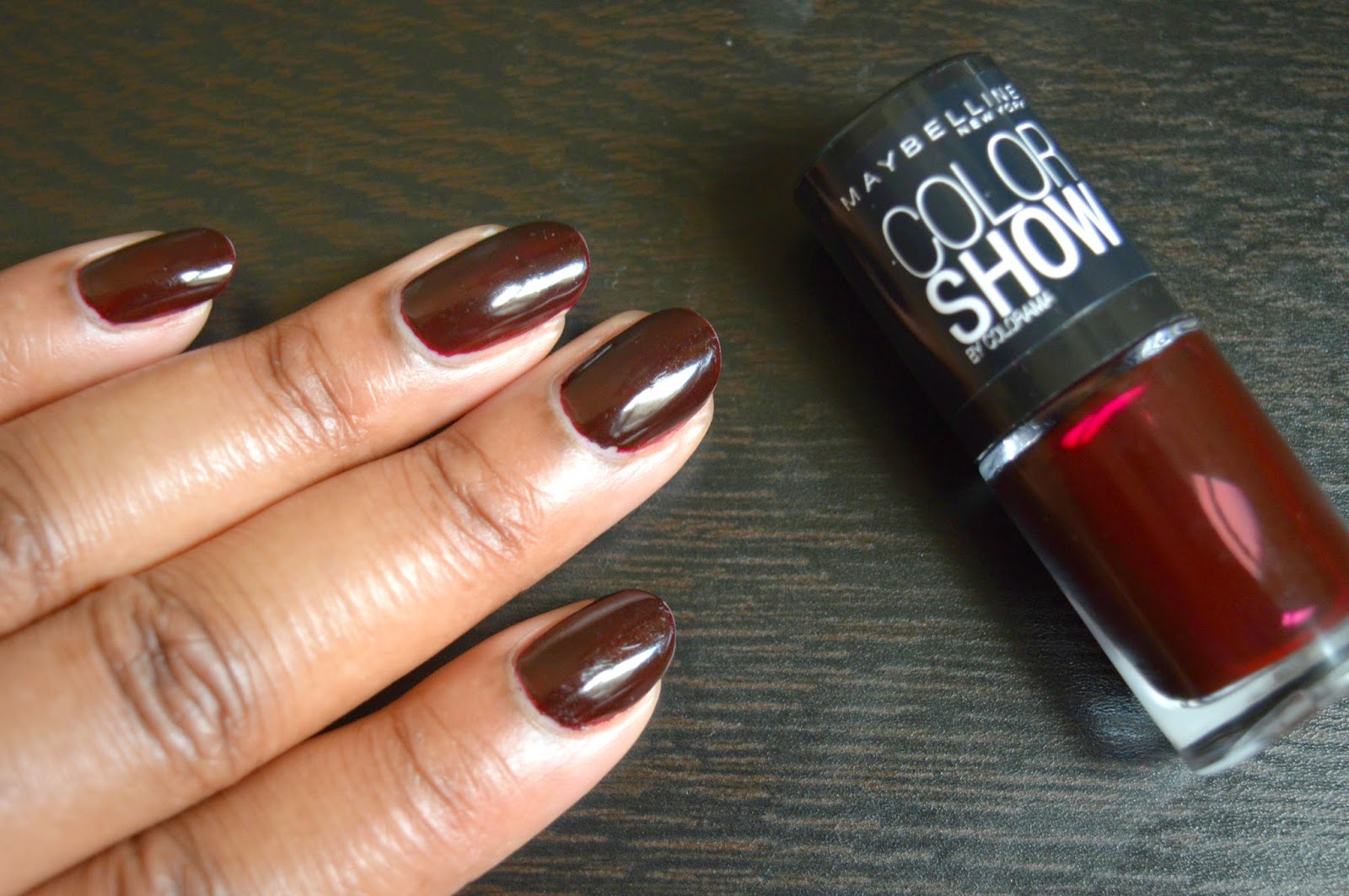 Maybelline Color Show Burgundy Kiss - Mellies Corner