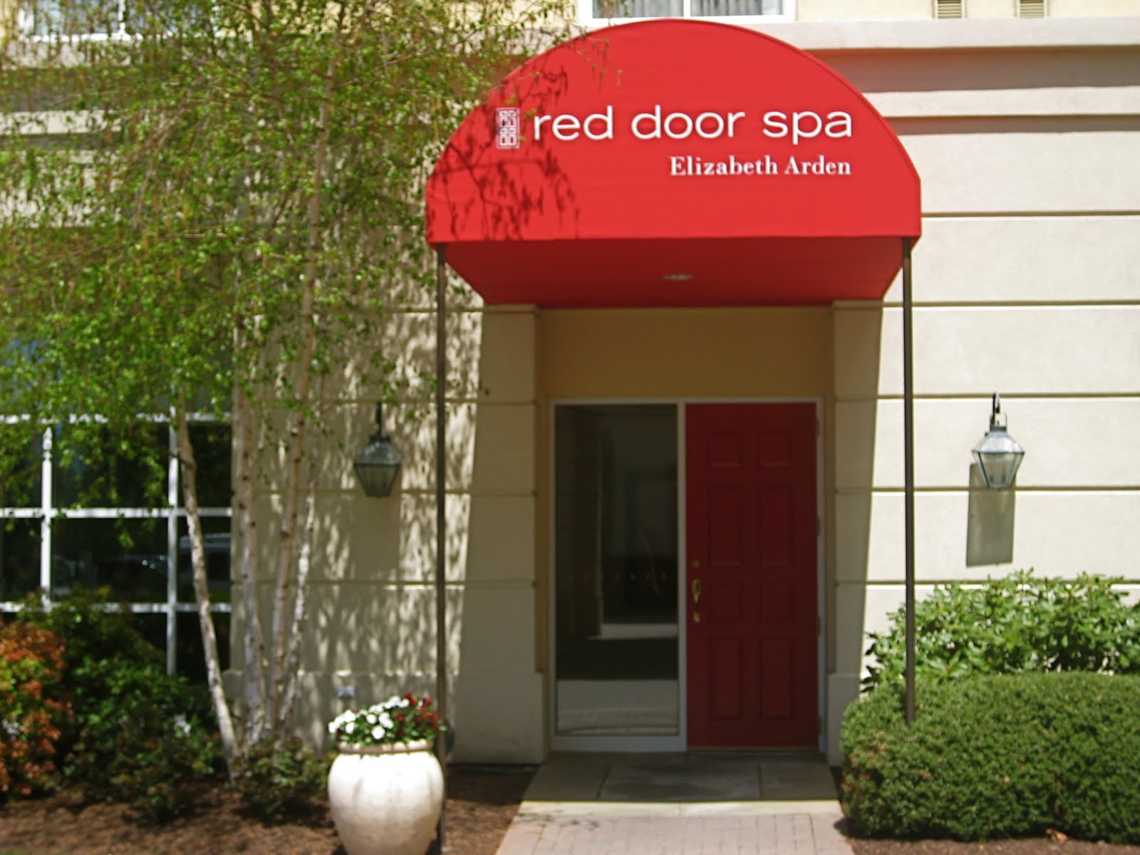 Salt Of The Earth Silk Serenity At Red Door Spa