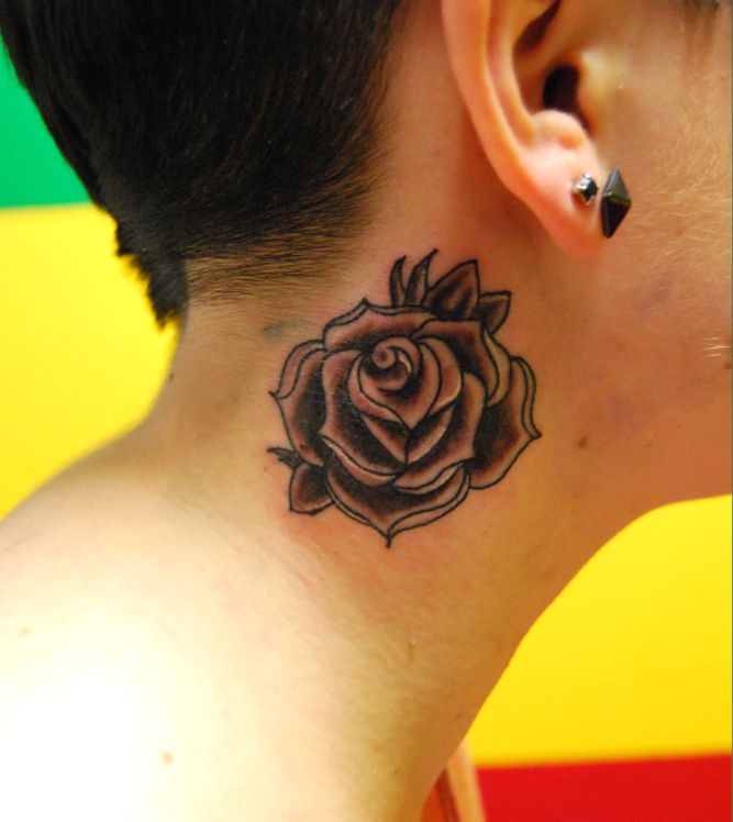 tattoo old school rose