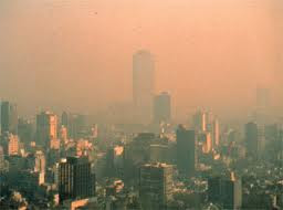 Unos 2,6 millones de personas mueren al año por el tráfico y la contaminación. Contaminacion+ambiental+mexico