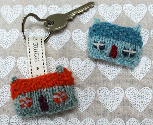 Wee House Key Rings & Brooches