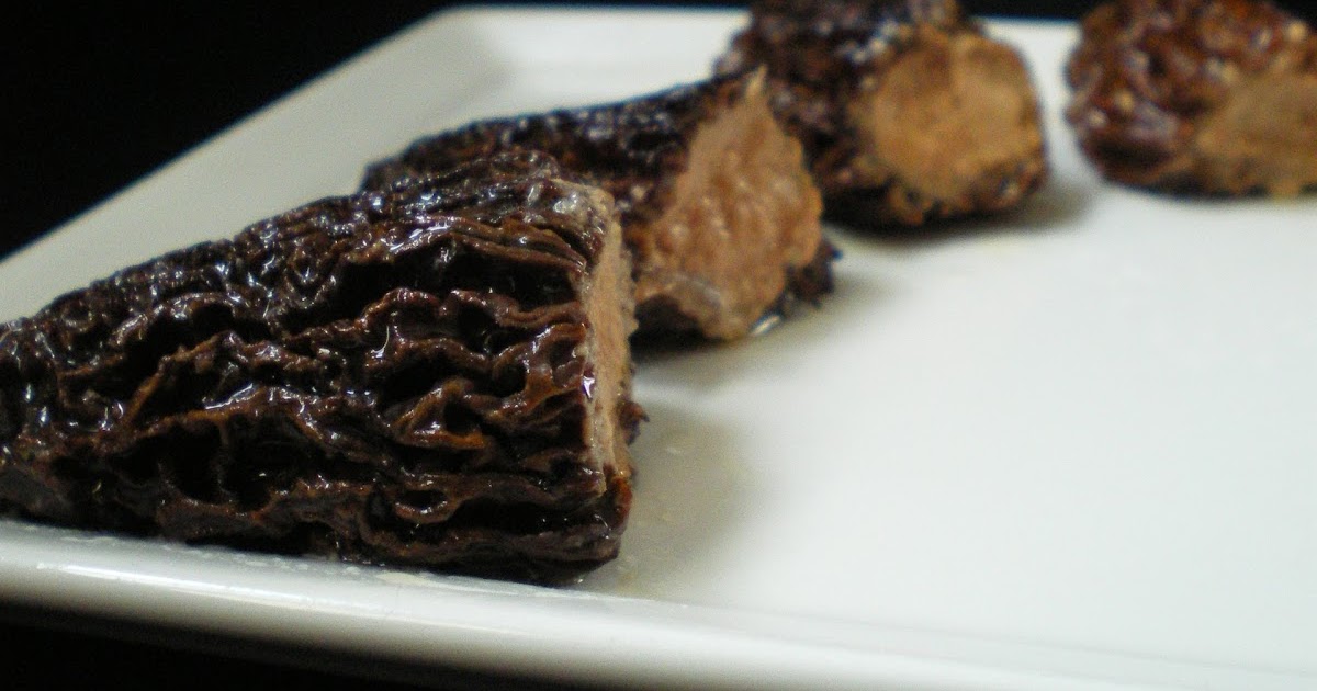 LeS PeTiTs PlAtS D'EmA Morilles farcies au foie gras