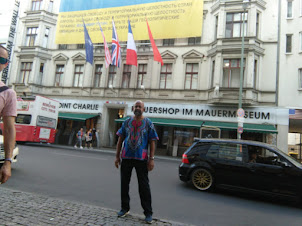 Seafarer/Blogger/Traveller Rudolph.A.Furtado at "Checkpoint Charlie" in Berlin.