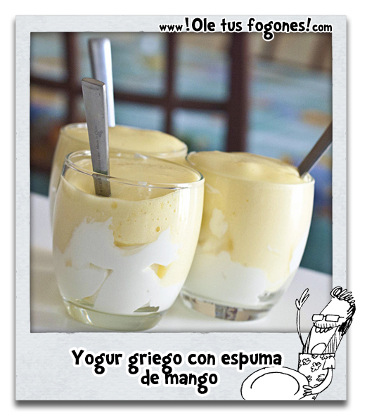 Yogur griego con espuma de mango