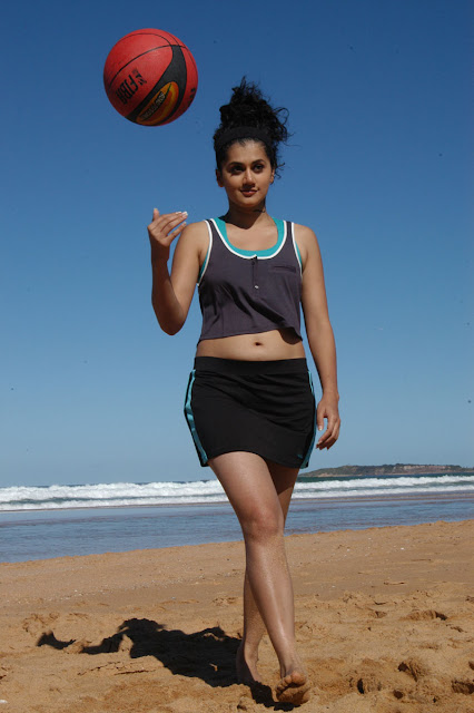 http://1.bp.blogspot.com/-WWxooMNIQxA/TdOsovq9a-I/AAAAAAAAB84/ne2IInrjfHM/s1600/Taapsee+Hot+Photo+Stills+Gallery+2.jpg