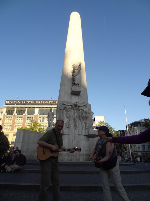 Neil Young News: VIDEO: Thrasher's Wheat Radio in Amsterdam
