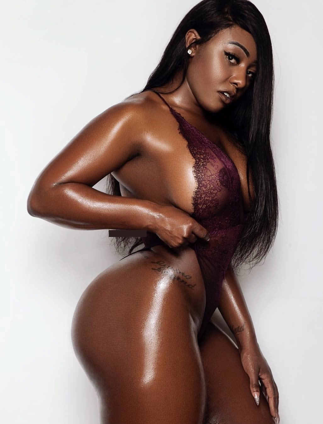 Ebony chocolate big ass