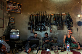 COMBATIENTES DEL EJÉRCITO LIBRE DE SIRIA.  AFUERAS DE  ALEPO, SIRIA (12/06/2012).