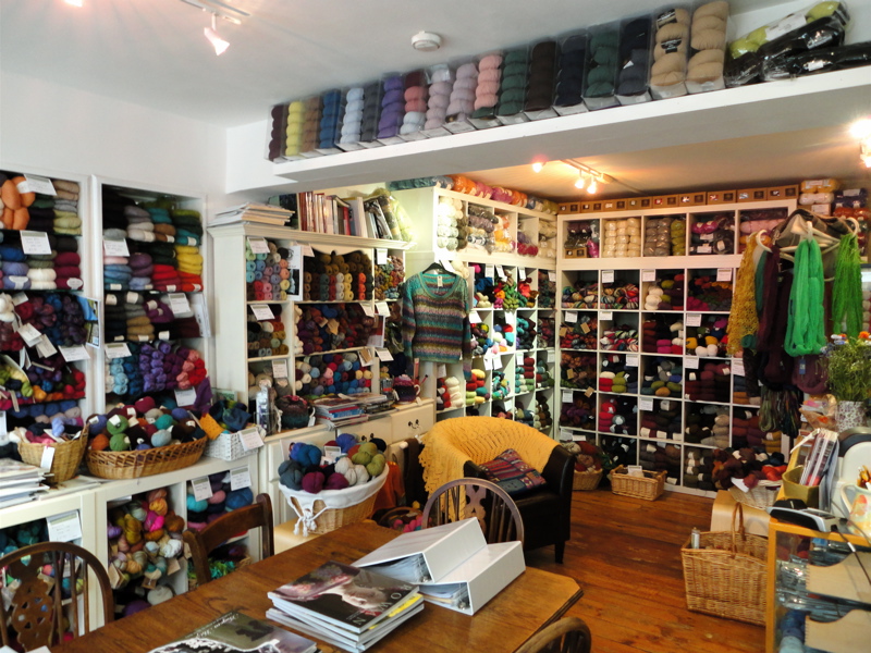 Frog Land Oxford yarn stores