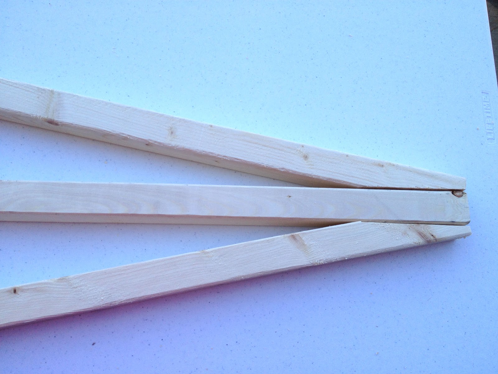 How to Make a Wreath Easel for Making Wreaths