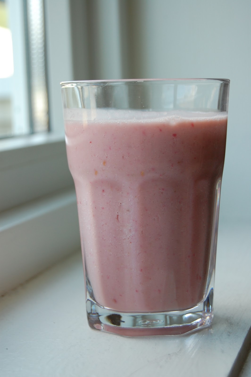 Rabarbra Og Gulrot Juice