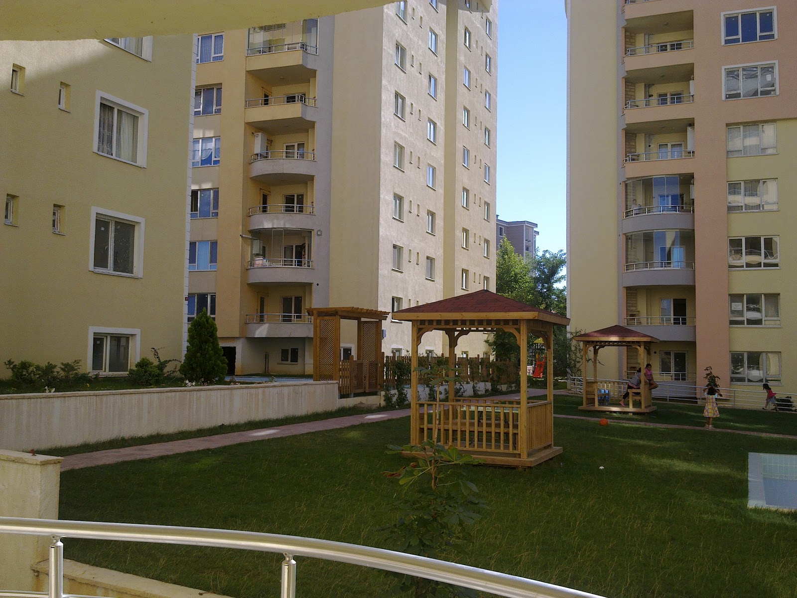 bm yatirim gayrimenkul 0533 359 14 03 teras cekmekoy sitesi satis ofisi