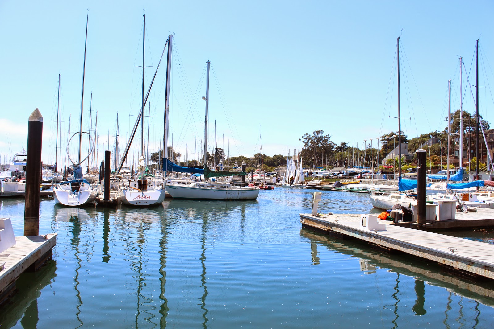 sailing in santa cruz WellTraveled Wife