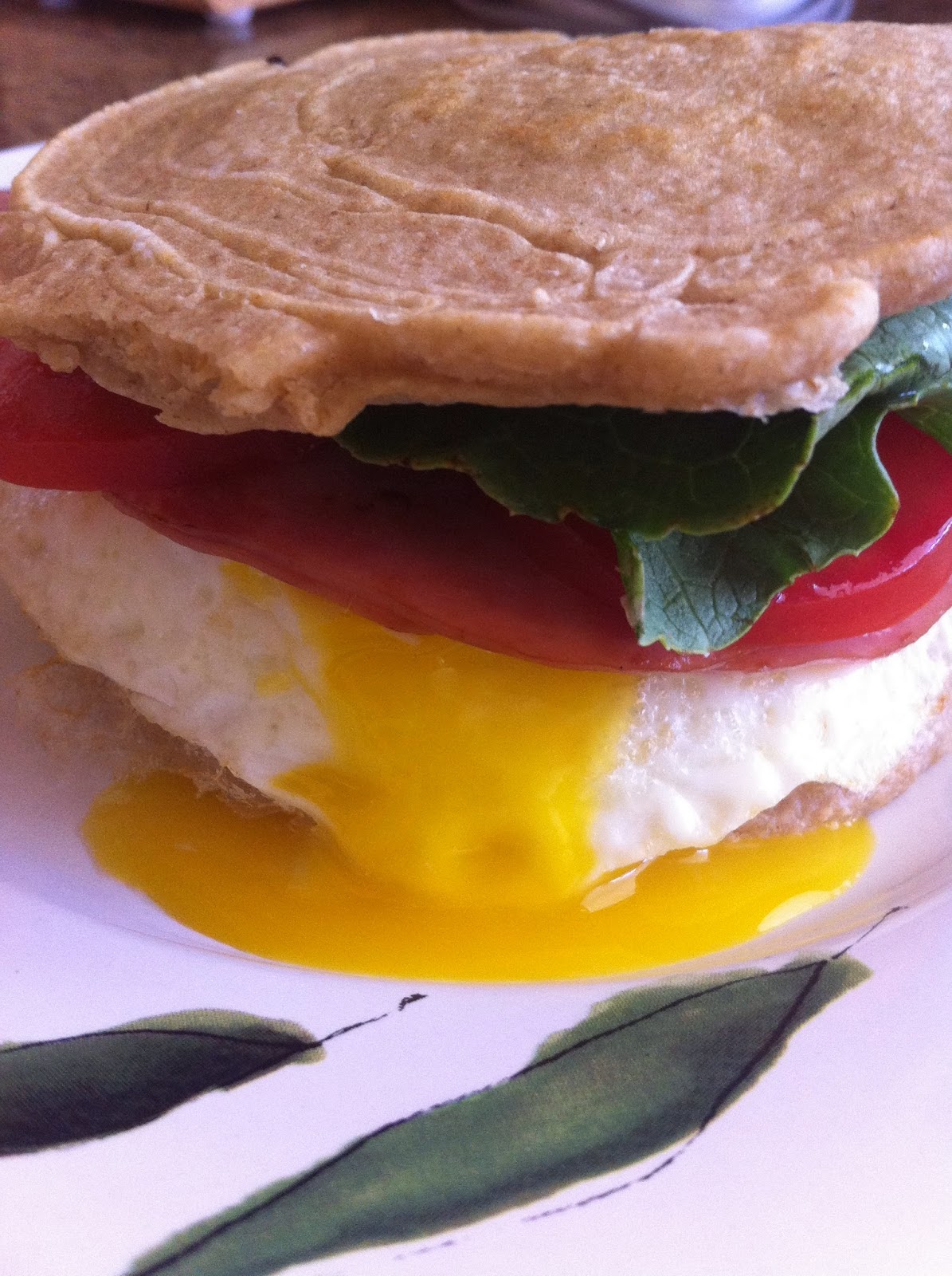 Cakes and Weights Egg Whites & Oats Breakfast Sandwich