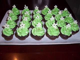 Reindeer antler cake topper Sprinkles and Sparkles and Cakes….Oh My!: September 2012