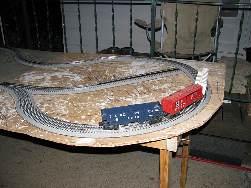 JJWTrains Part 3, Model Railroad Benchwork