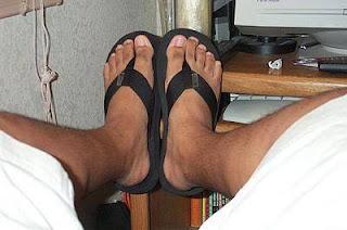 Fetiche por pés masculinos. Male foot fetish.