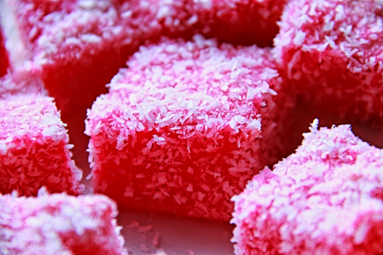 Cooking for Chakki Raspberry Jelly cakes aka Raspberry lamingtons