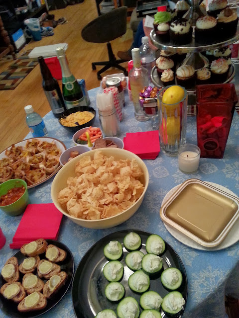 holiday-hosting-snack-table1