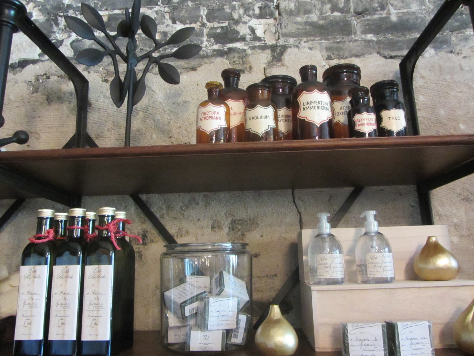 Oxford Exchange Tampa I Run For Wine