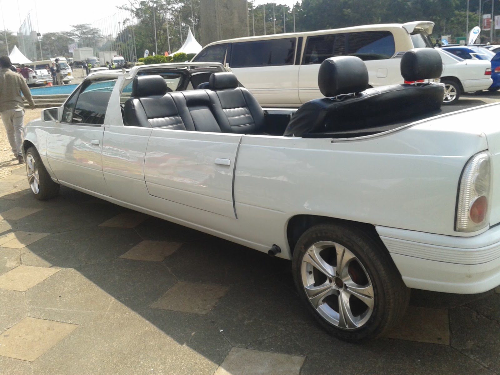 HII NDIO MIKOKO KUMI MIKALI INAYOSUMBUA JIJI NAIROBI KENYA. larrybway91