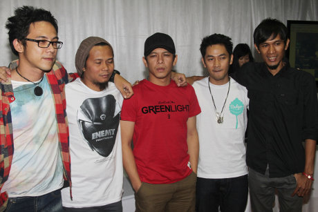 Download Lagu Noah Kita Tak Sama Lagi Feat Lasopadad