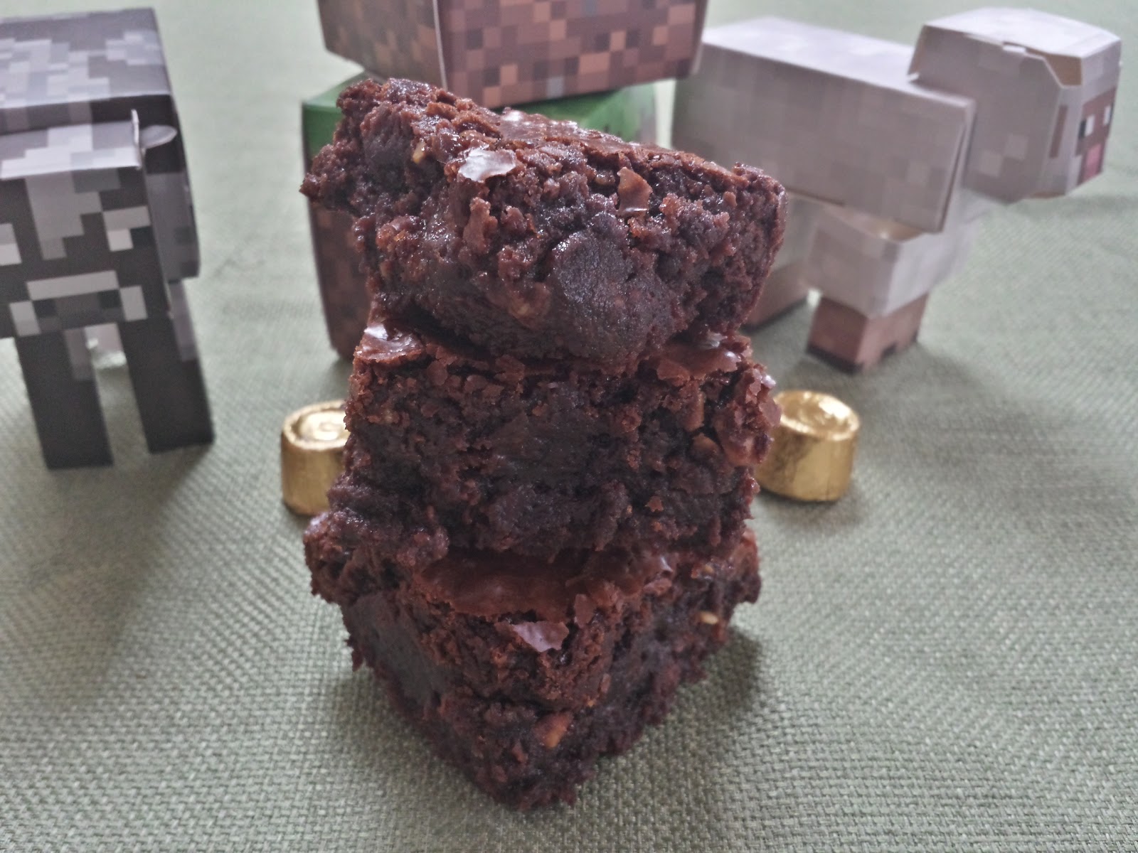 snickers brownies and minecraft paper craft