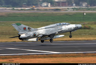 صور من جميع انحاء العالم للقوات الجوية مجهولة بعض الشئ  FT-7B+Airguard++2432%252C432++++Dhaka++++13-3-11